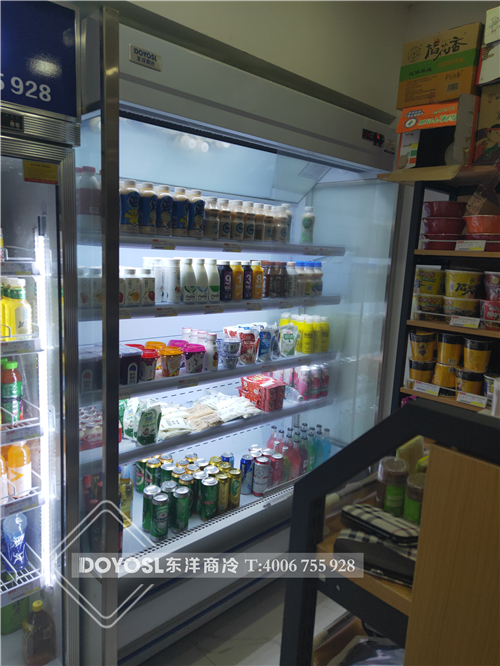 杭州市濱江天貓小店-立式四門飲料柜-敞開式飲料風(fēng)幕柜案例